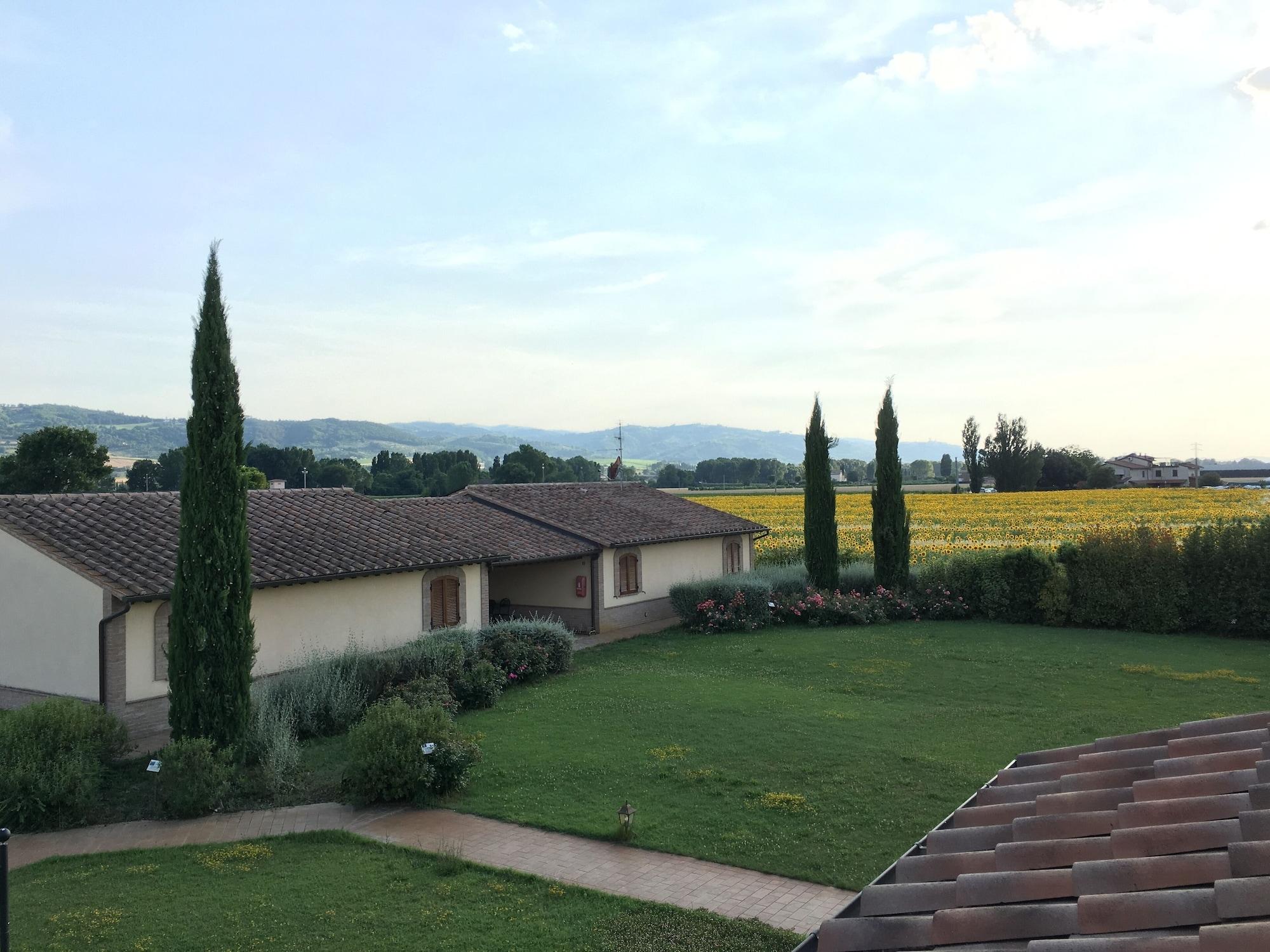 Agriturismo Le Rondini Di Francesco Di Assisi Cannara Luaran gambar