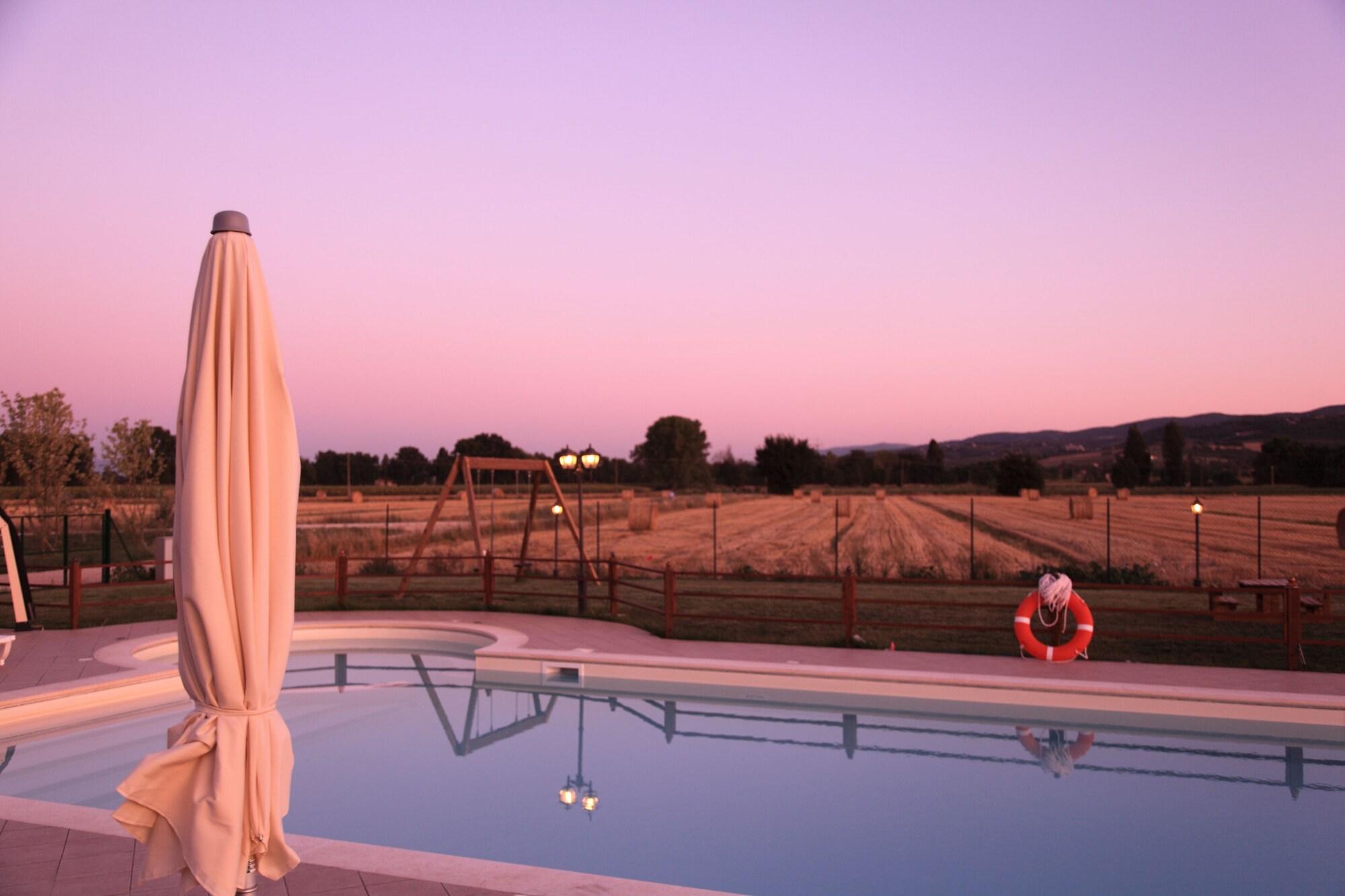 Agriturismo Le Rondini Di Francesco Di Assisi Cannara Luaran gambar