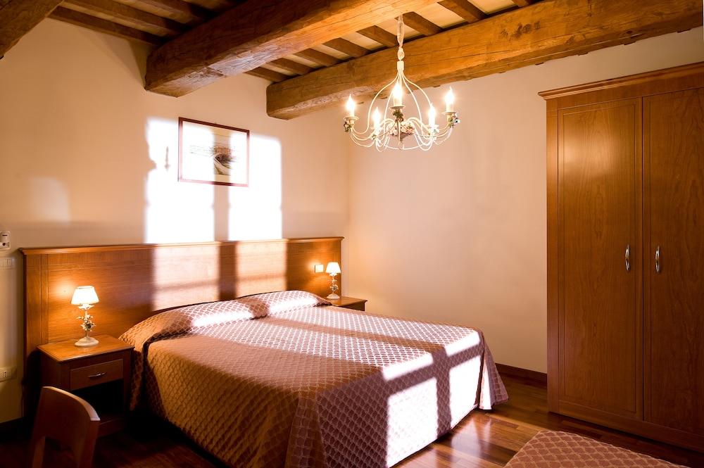Agriturismo Le Rondini Di Francesco Di Assisi Cannara Luaran gambar